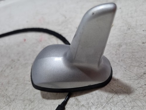 Mercedes class roof antenna - mercedes,